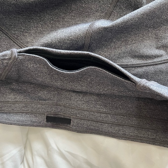 Lululemon Train Times Crop 17” Size 10 Heather gray - Picture 10 of 14